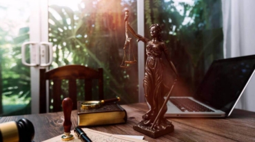 davis-stanley-criminal-defense-lawyer (1)